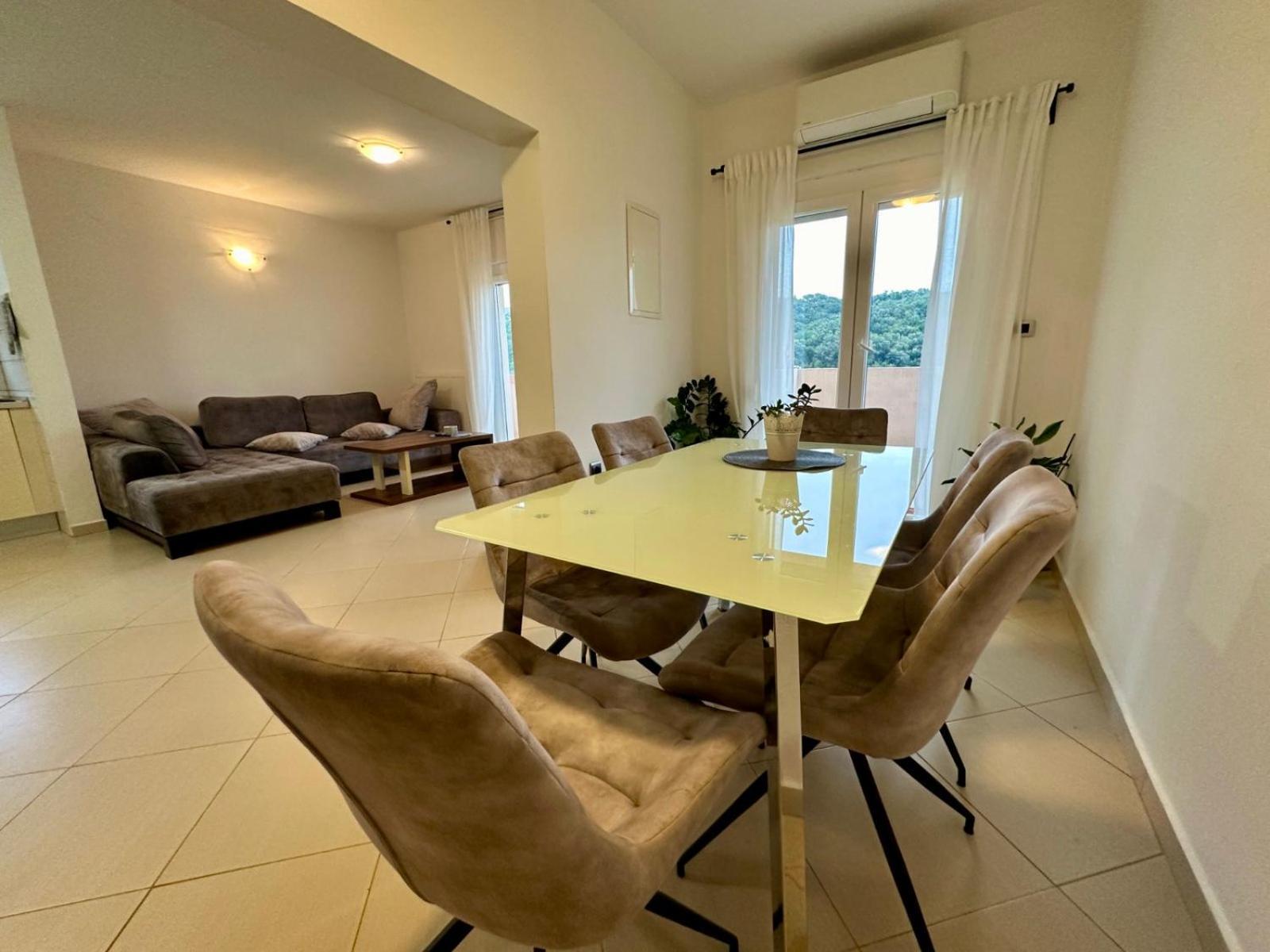 Apartment Dujam
